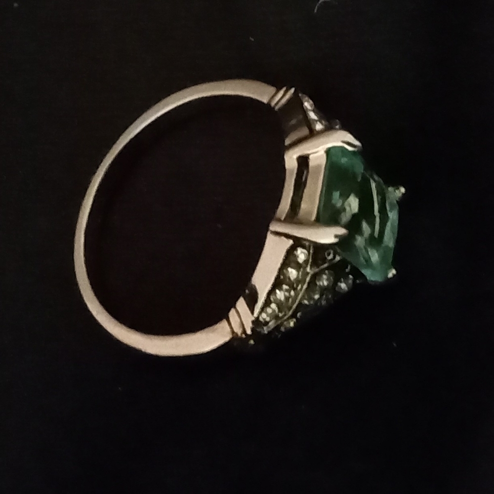 Gemstone Ring - image 4